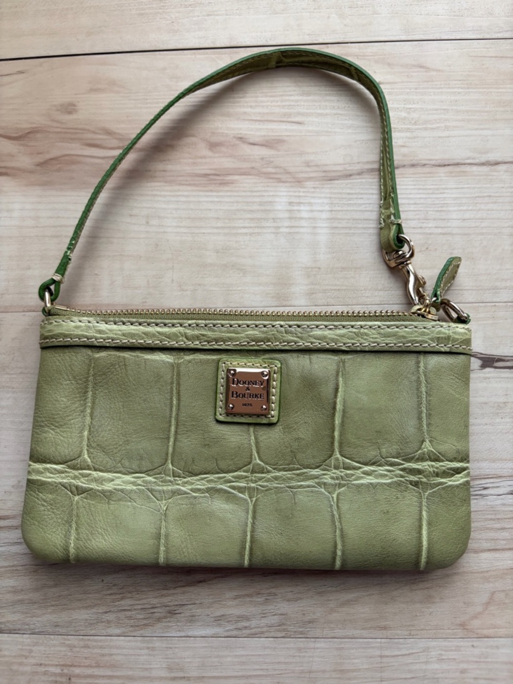 Dooney & Bourke Light Green Croc-Embossed Wristlet
